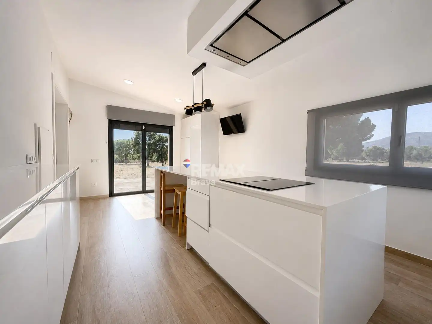 Cocina de Finca rústica en venta en Roses con Aire acondicionado, Calefacción y Jardín privado