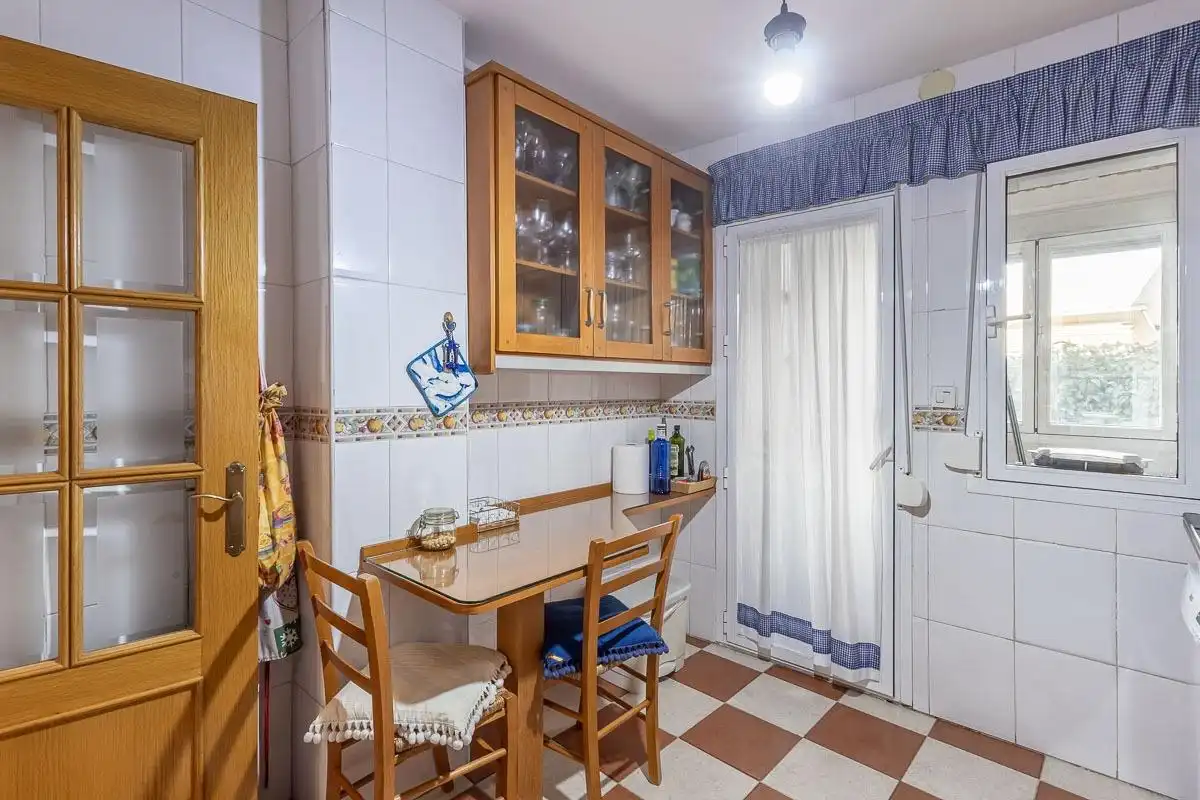Cuina de Casa adosada en venda en Genil
