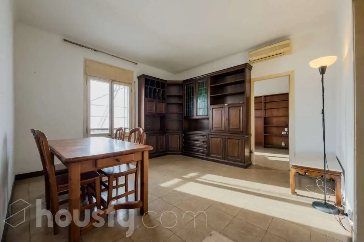 Piso con ascensor en venta en Carrer d'Enric Granados .