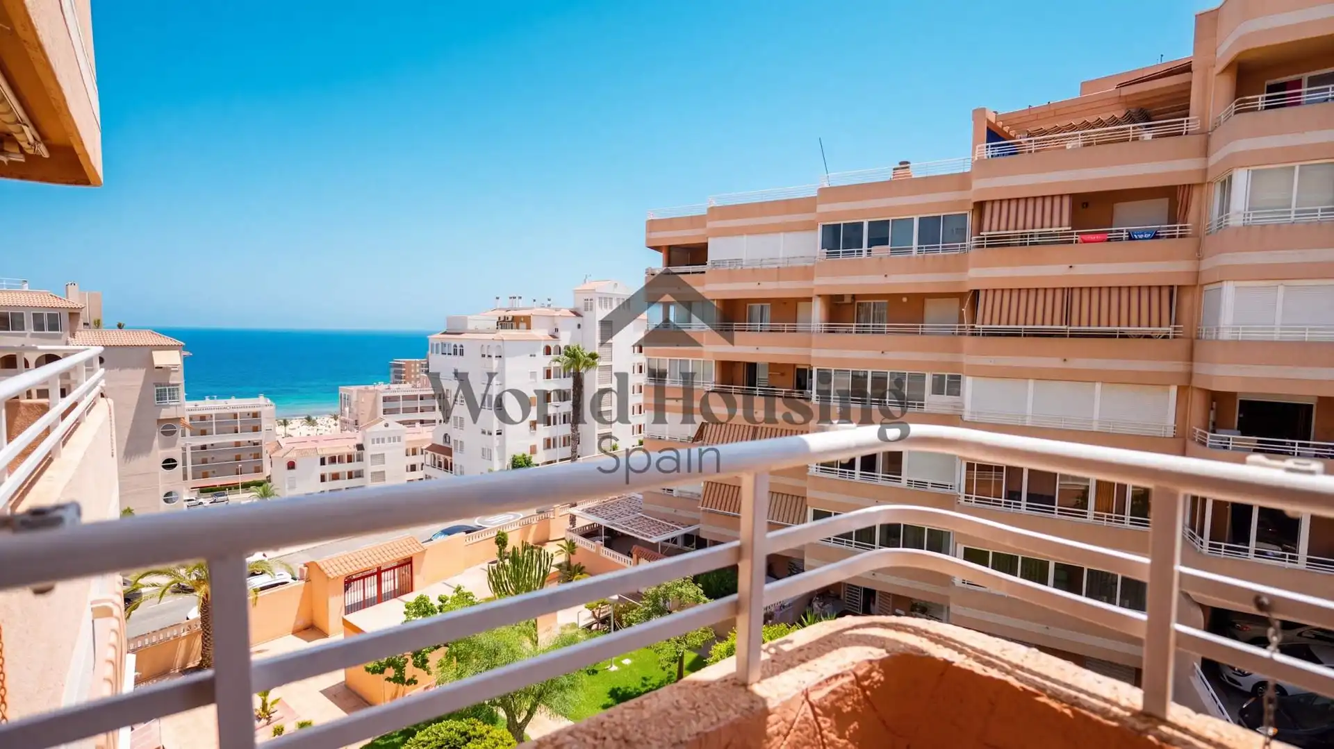 Außenansicht von Wohnungen zum Verkauf in Elche / Elx mit Balkon und Gemeinschaftspool