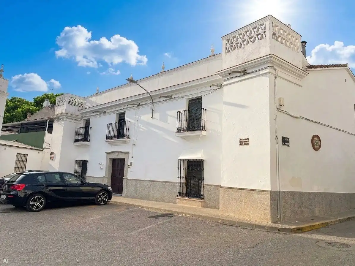 Außenansicht von Gebäude zum Verkauf in Arroyo de San Serván, Badajoz