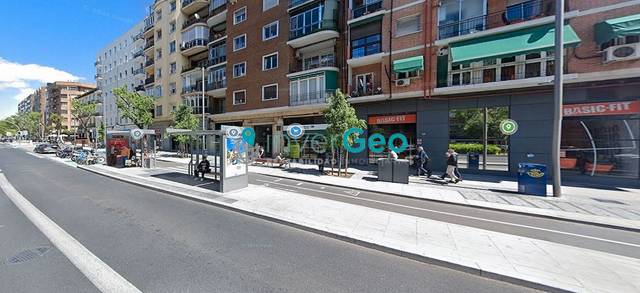 Local comercial en Venta en Calle del Doctor Esquerdo en Niño Jesús