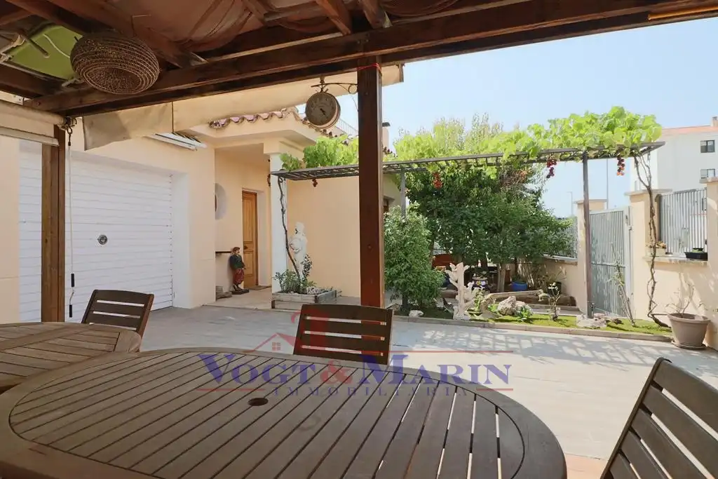 Doppelhaushälfte mit Terrasse zum Verkauf in Carrer de Pere III, imagen 26
