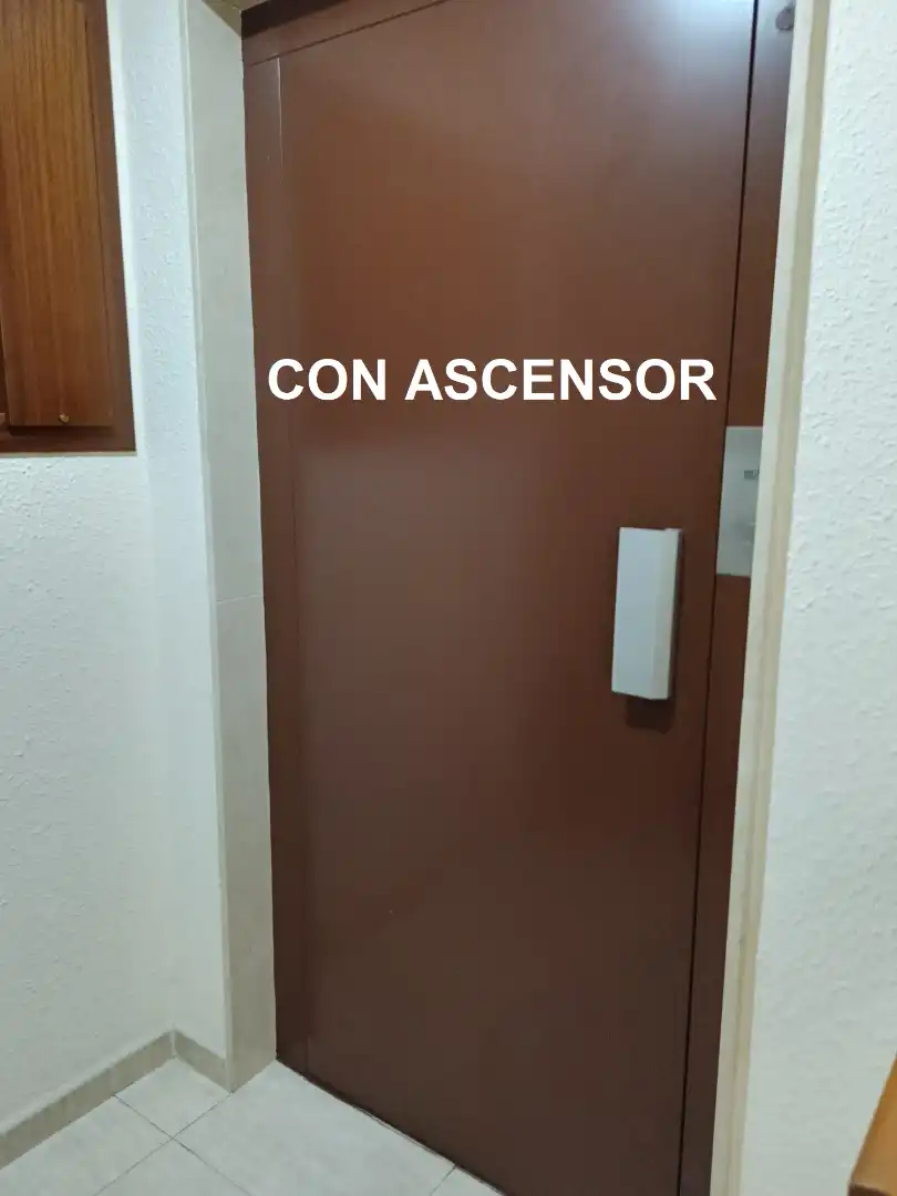 Ático de alquiler en Blanes con Terraza, Amueblado y Lavadora
