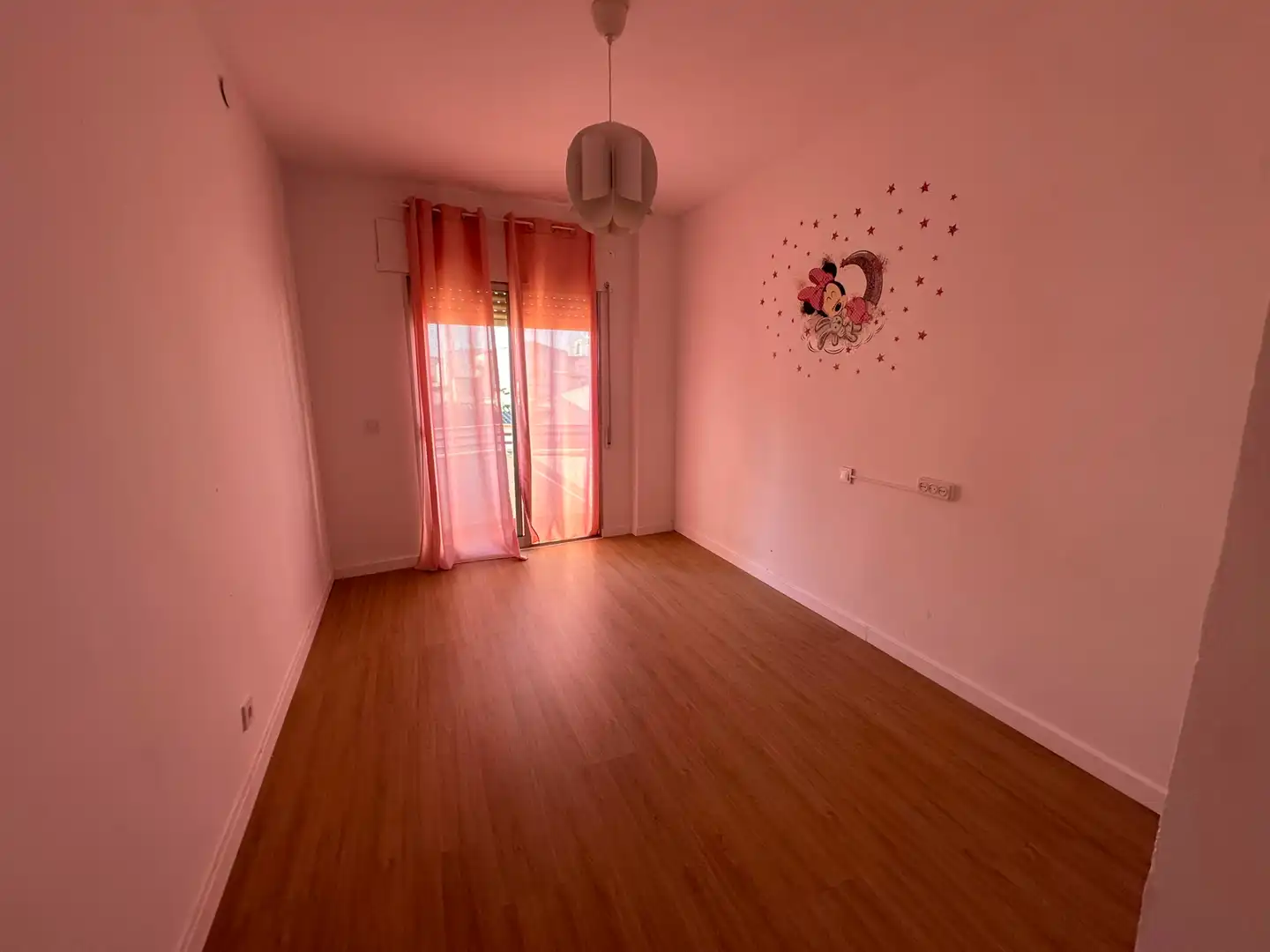 Dormitori de Pis en venda en Villanueva de la Serena amb Aire condicionat i Balcó