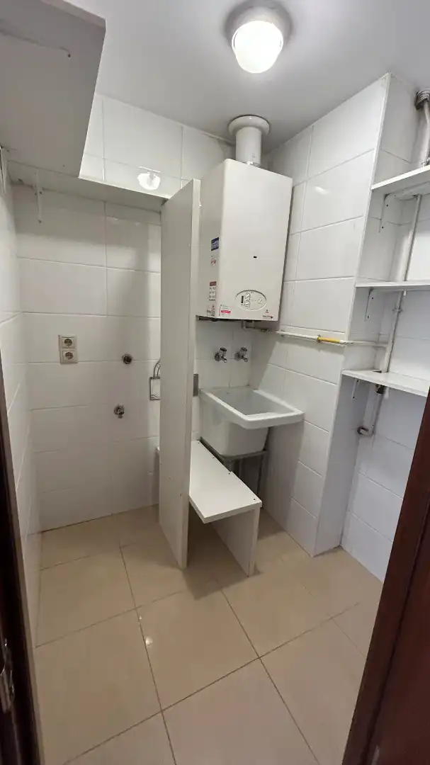 Bany de Pis en venda en Girona amb Aire condicionat, Calefacció i Parquet