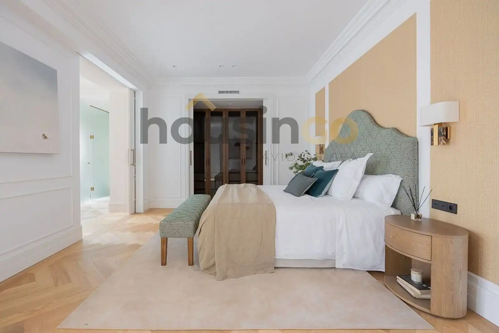 Bedroom of Flat for sale in Madrid  with Air Conditioner, Heating and Parquet flooring