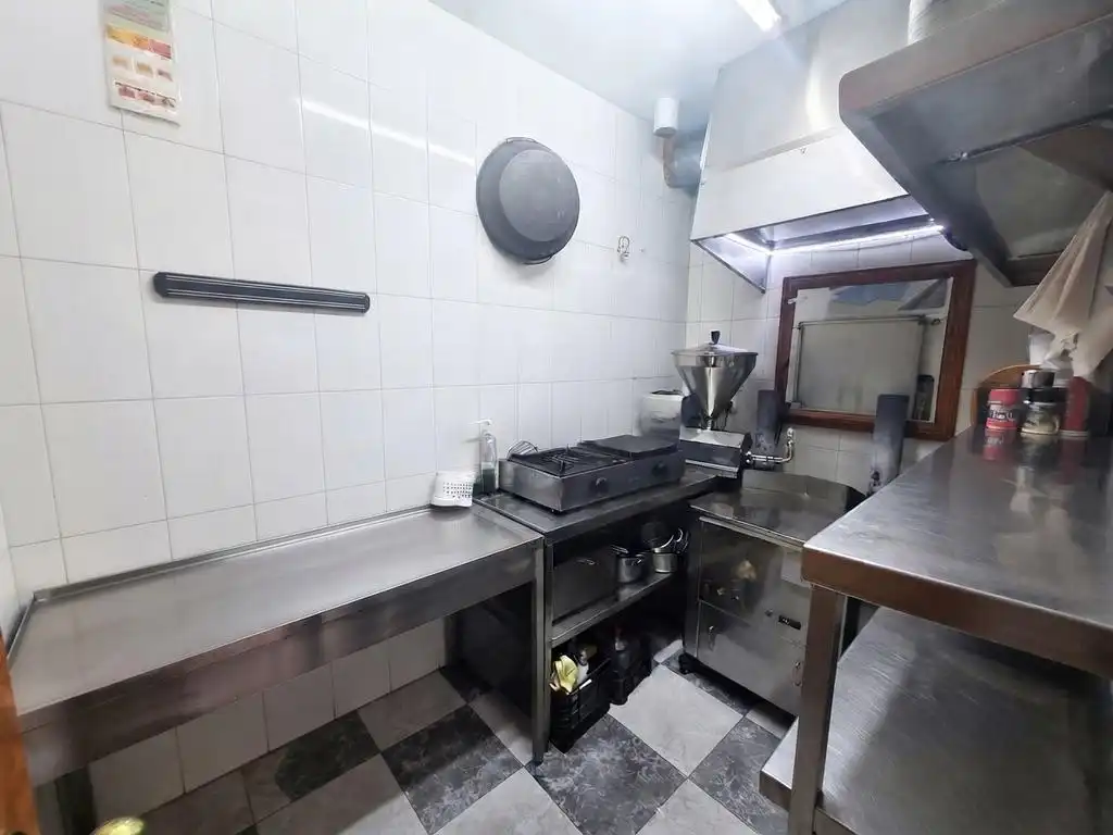 Business premises for sale in La Carlota, imagen 7