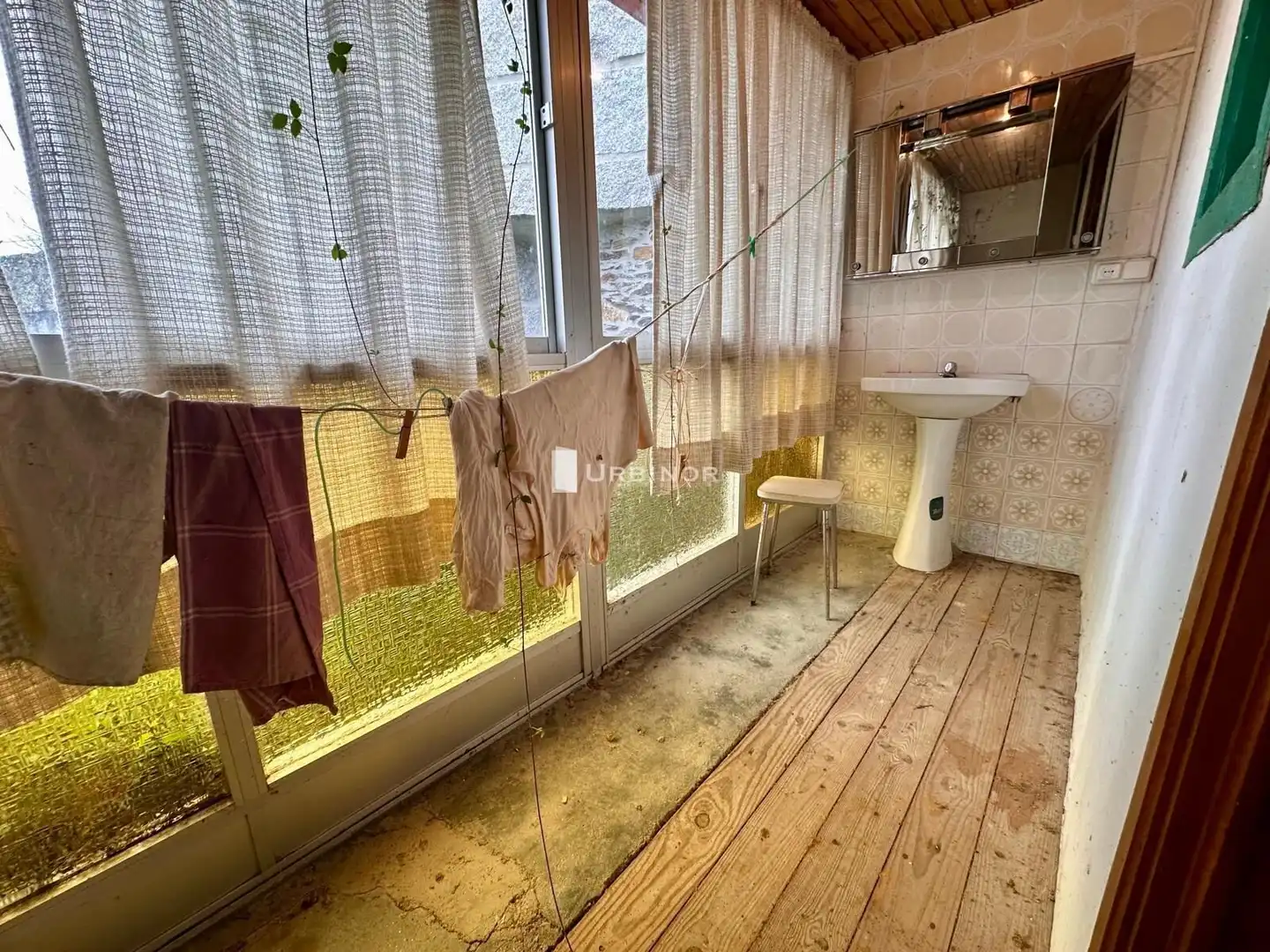 Bathroom of Houses for sale in Toén  with Heating and Private garden