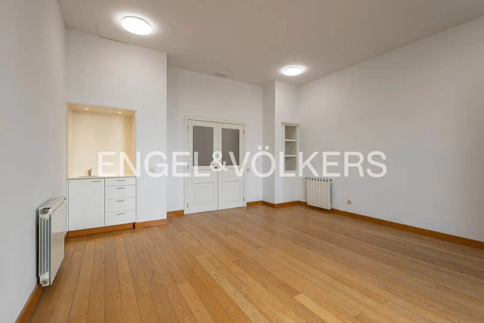 Sala d'estar de Casa o xalet de lloguer en Barcelona amb Aire condicionat, Calefacció i Jardí privat
