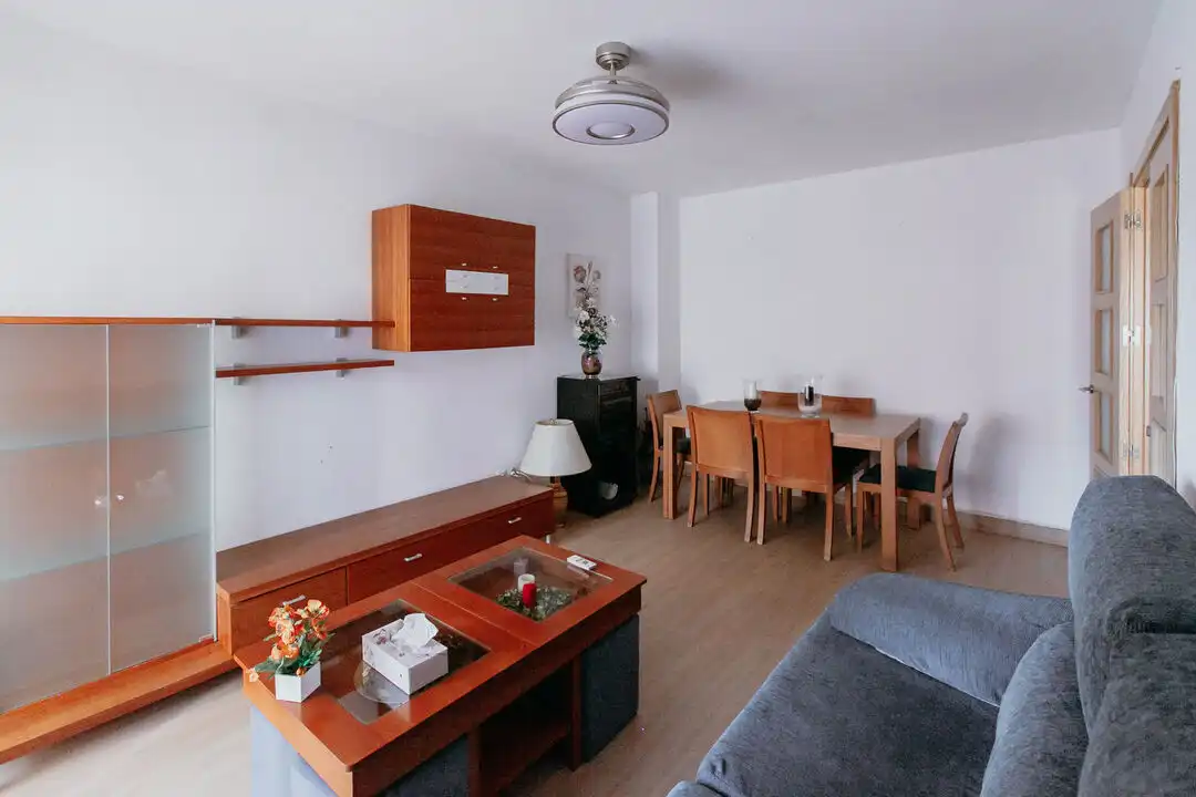Piso con terraza en venta en Calle de José María Lacasa 10, imagen 2