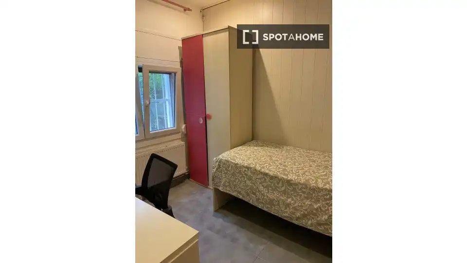 Bedroom of Flat for share in Sant Quirze del Vallès  with Air Conditioner, Terrace and Furnished