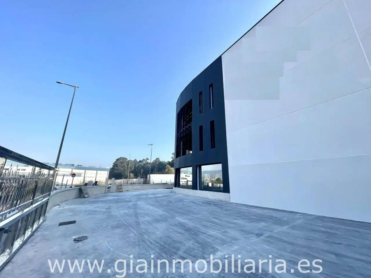 Nave industrial en venta en Calle As Gandaras 5, imagen 3