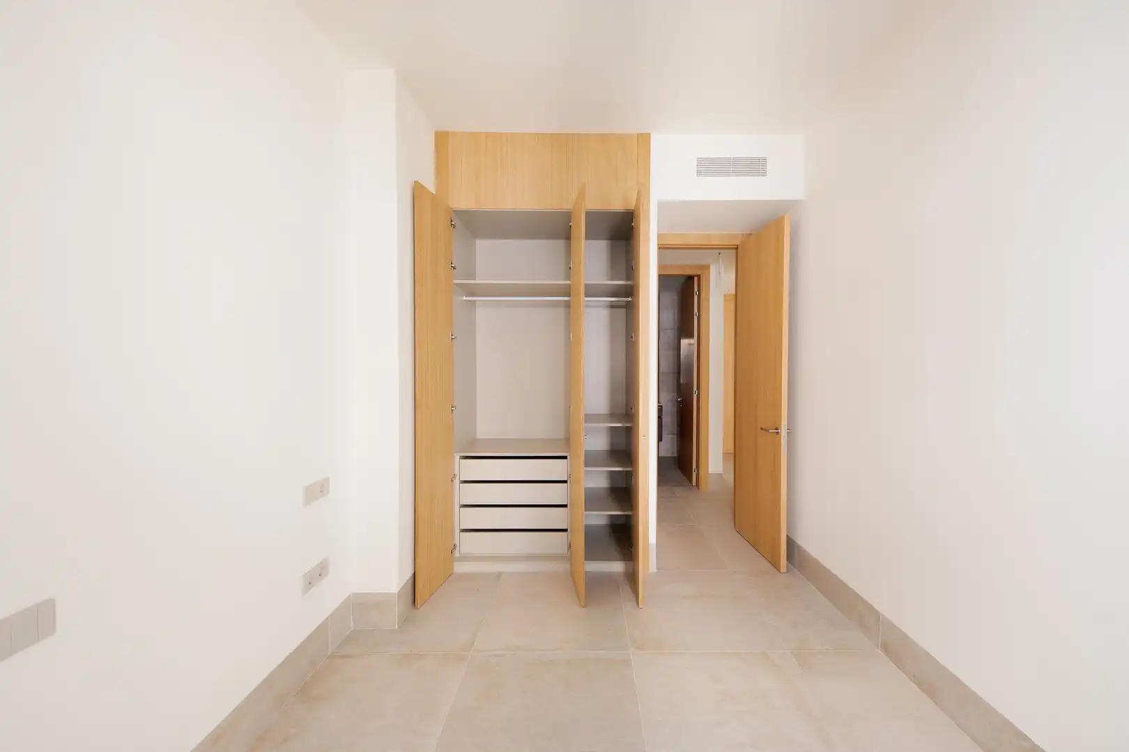 Piso en venta en Málaga con Aire acondicionado, Calefacción y Trastero