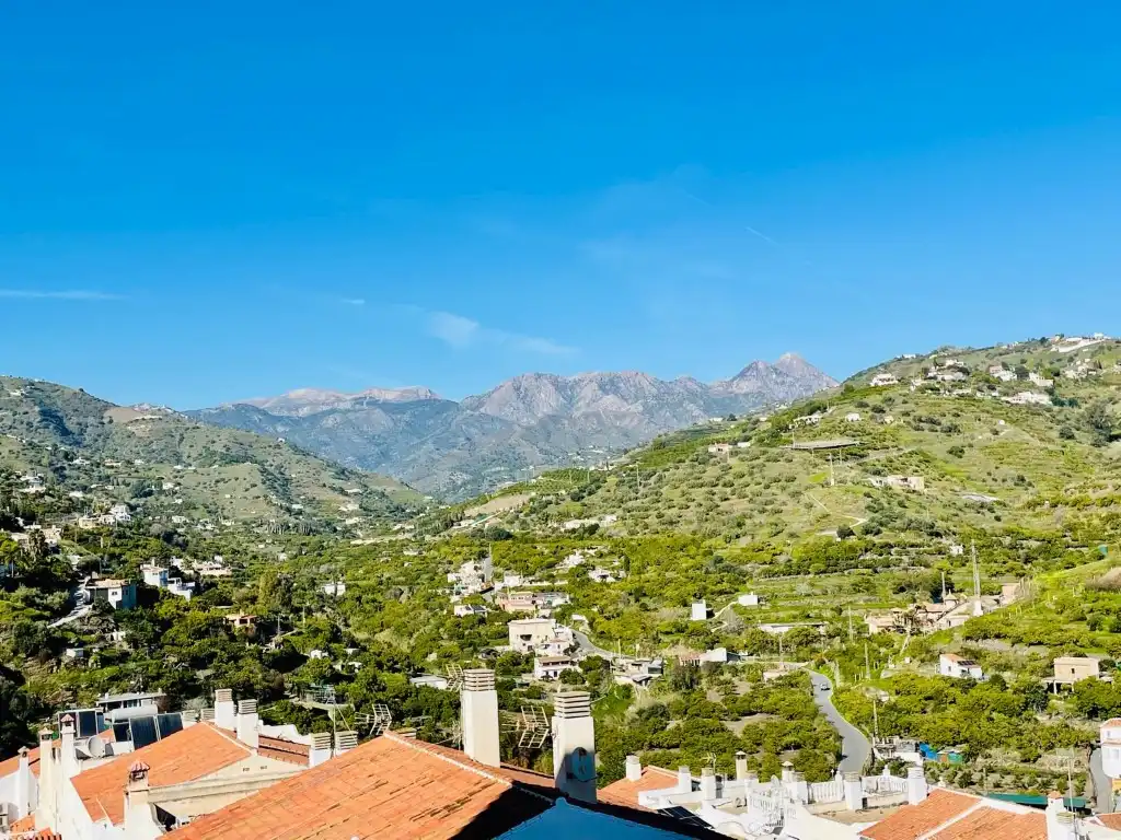 Vista exterior de Pis en venda en Torrox amb Aire condicionat i Terrassa
