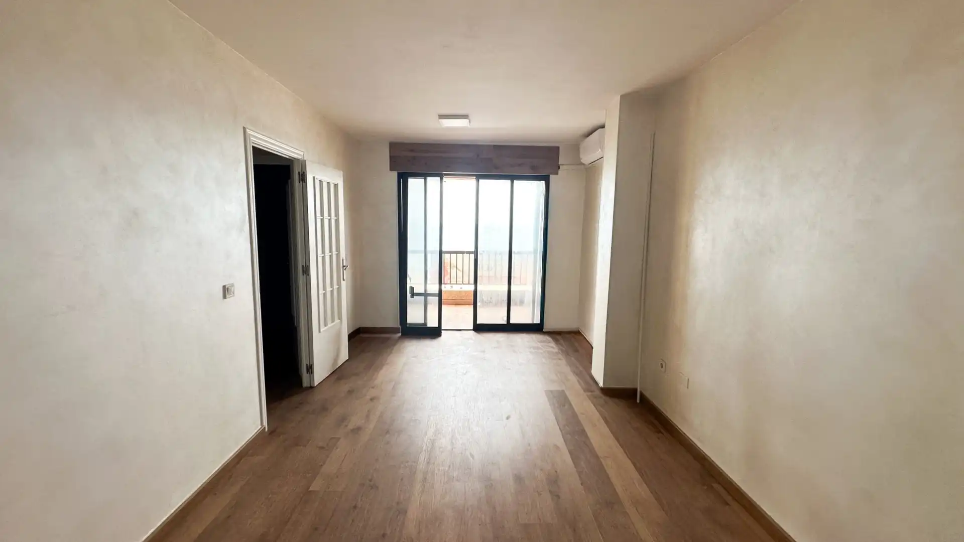 Apartamento con terraza en venta en Playa de los Locos, imagen 6