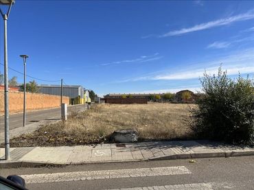 Terreny residencial en venda a Calle Argentina 12