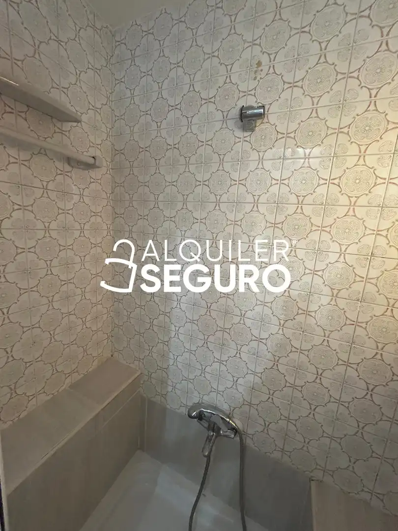 Flat with lift to rent in Doctor Vaca de Castro, imagen 12