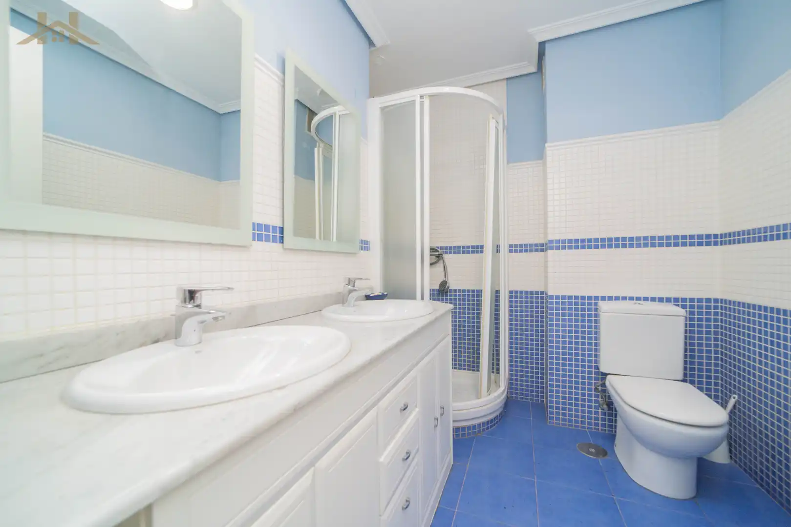Baño de Piso en venta en Pozuelo de Alarcón con Aire acondicionado, Calefacción y Terraza