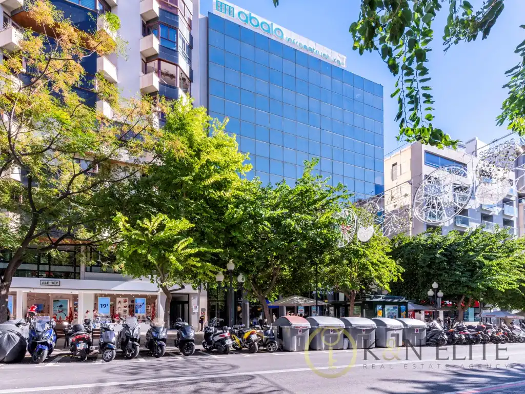 Oficina amb ascensor en venda a Rambla Mendez Nuñez, imagen 3