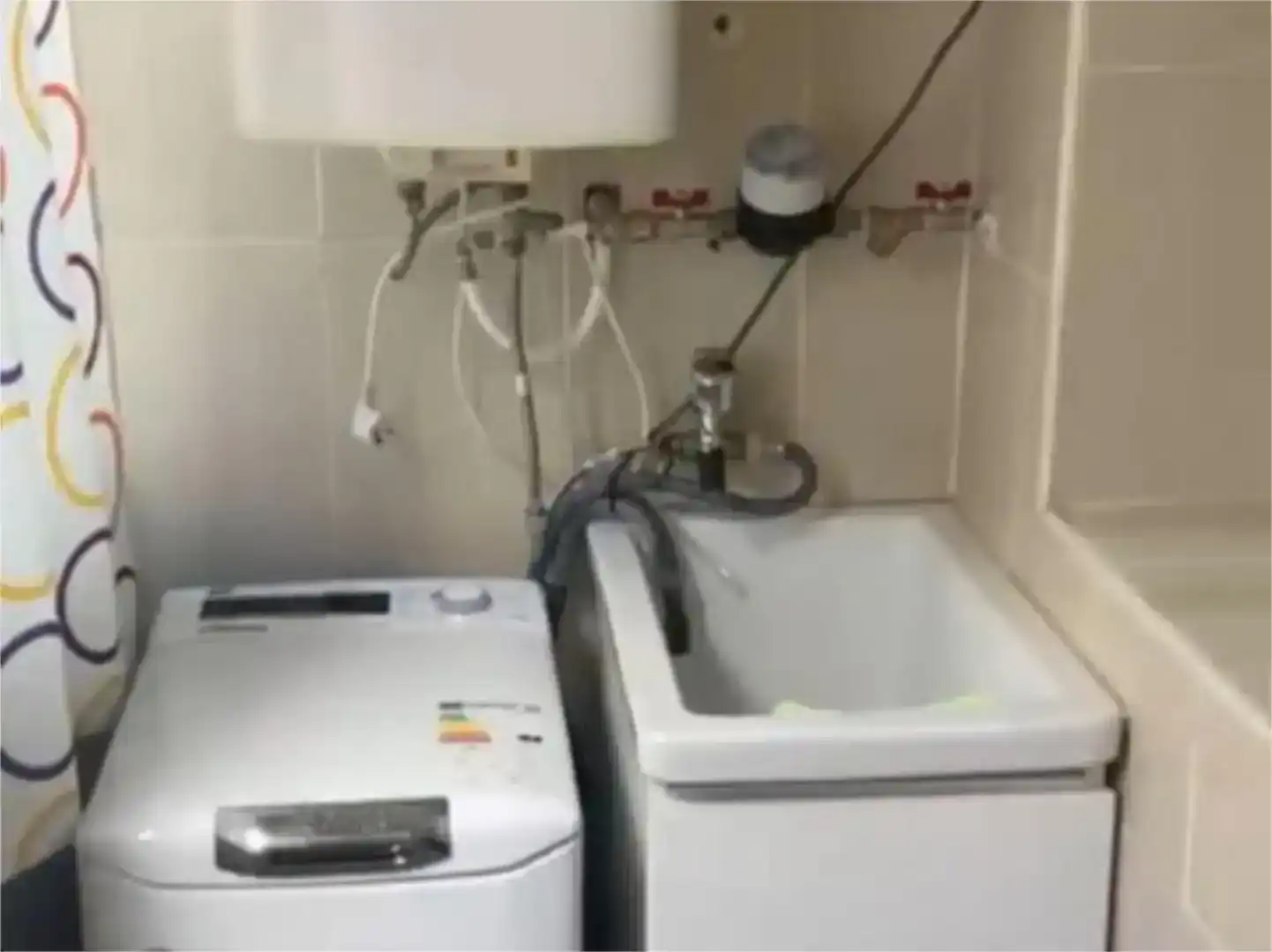 Bany de Pis de lloguer en Chana
