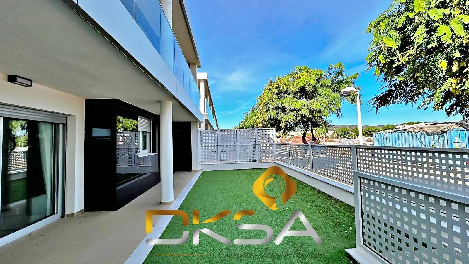 Vista exterior de Planta baja en venta en Torre la Sal