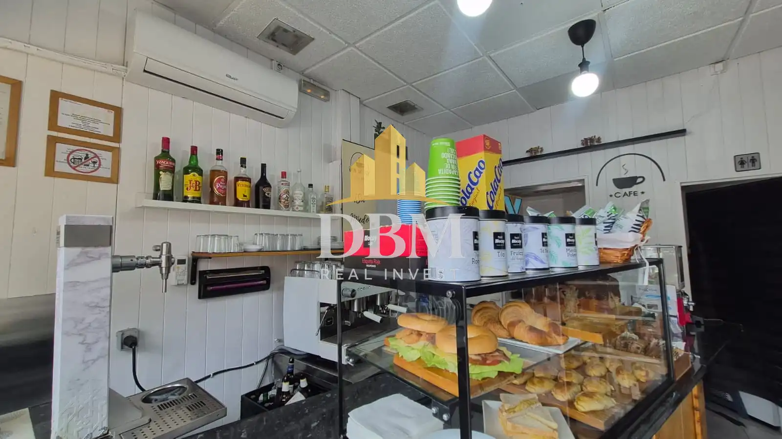 Commercial properties for transfer in Barcelona  with Air Conditioner, Terrace and Furnished