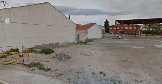 Terreno residencial en Venta en Calle Gardenias en Campos del Río