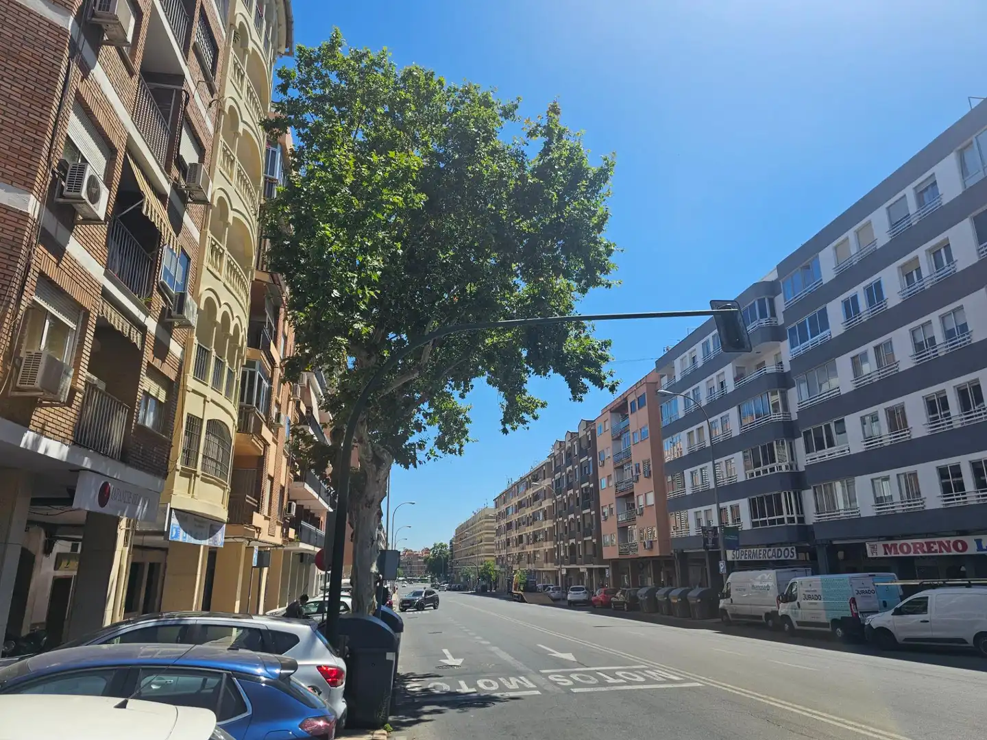 Vista exterior de Oficina en venda en Córdoba amb Aire condicionat i Traster