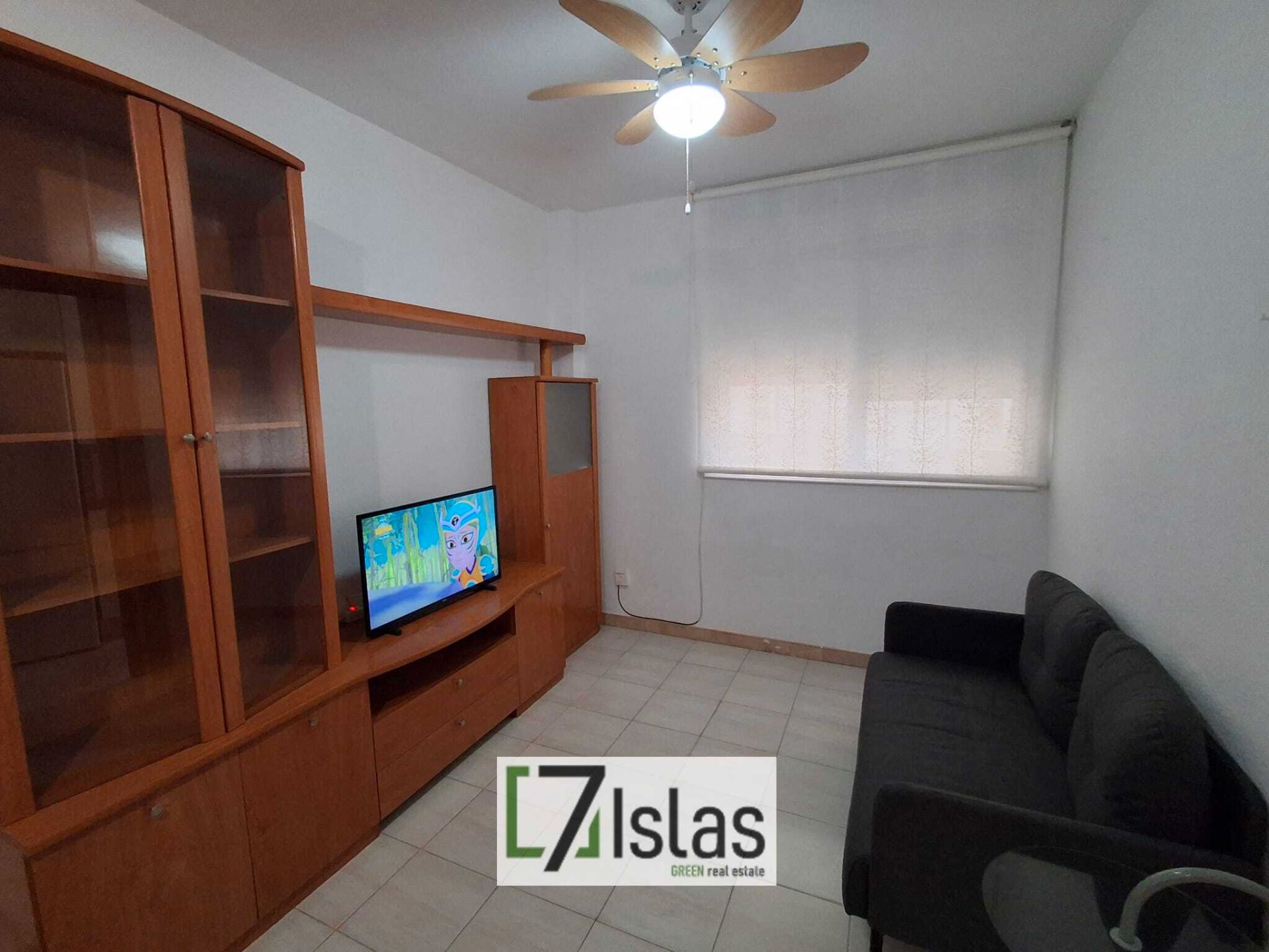 Bedroom of Flat for sale in  Santa Cruz de Tenerife Capital  with Furnished and Microwave