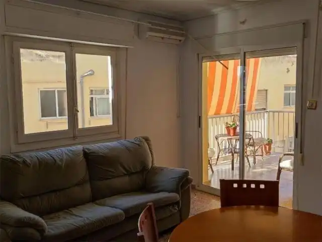 Living room of Flat for sale in Tavernes de la Valldigna  with Air Conditioner, Terrace and Furnished