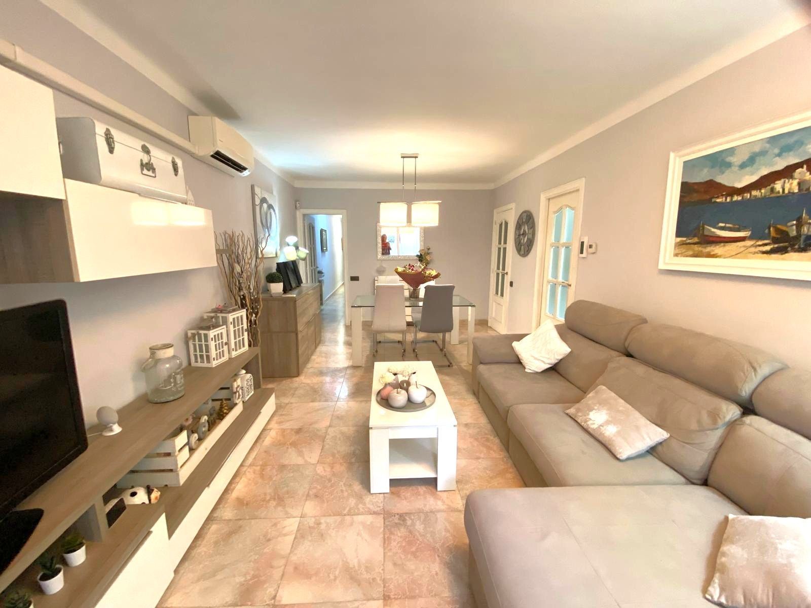 Living room of Flat for sale in Argentona  with Air Conditioner, Heating and Terrace