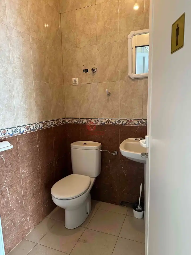 Local comercial en venda a BARCELONA, imagen 8
