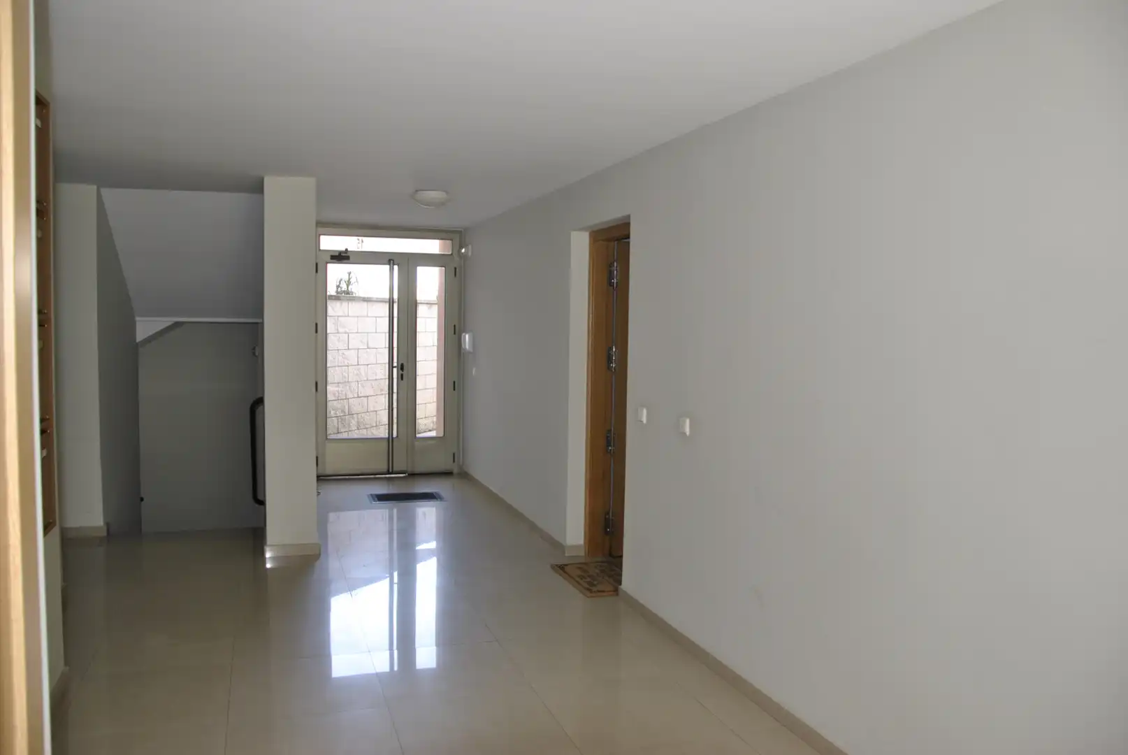 Piso de alquiler en Plasencia con Aire acondicionado, Calefacción y Jardín privado