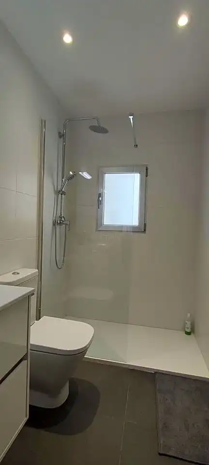 Bathroom of Flat for rent in Moncada  with Air Conditioner, Parquet flooring and Furnished
