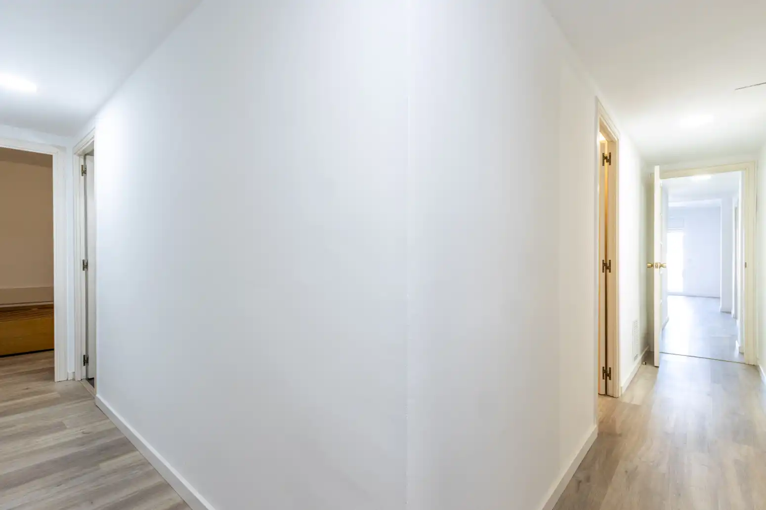 Wohnung zum Verkauf in Terrassa mit Heizung, Parkett und Balkon