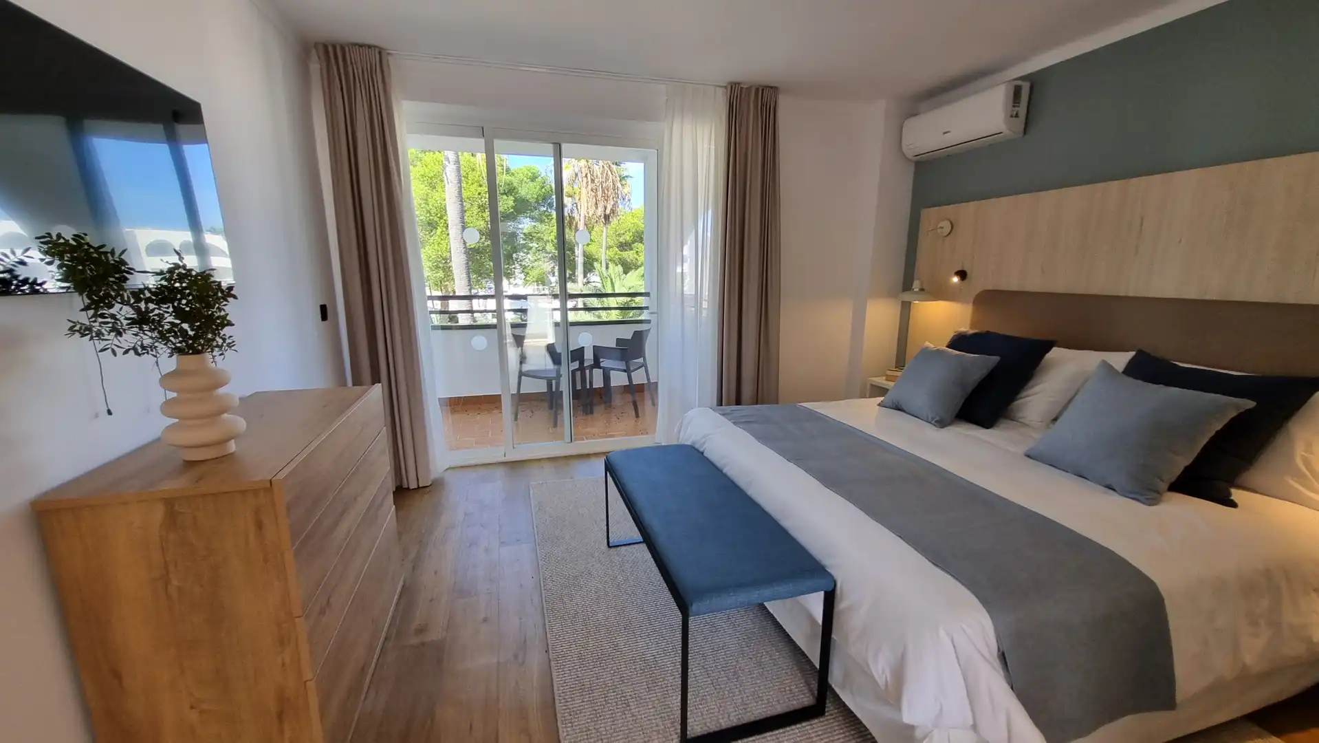 Dormitori de Apartament en venda en Felanitx amb Aire condicionat, Jardí privat i Terrassa