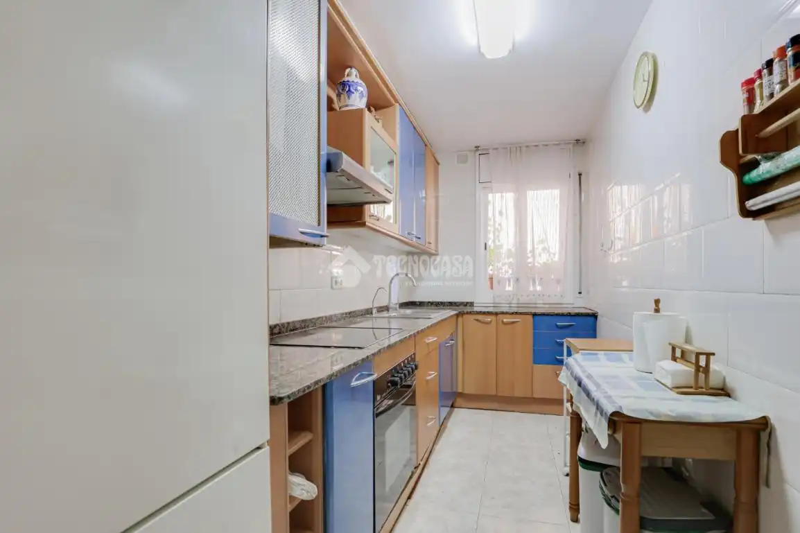 Cocina de Piso en venta en Rubí con Calefacción, Parquet y Amueblado