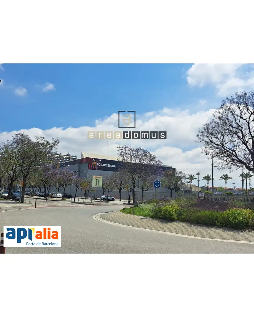 Vista exterior de Piso en venta en Sant Feliu de Llobregat con Calefacción, Jardín privado y Trastero