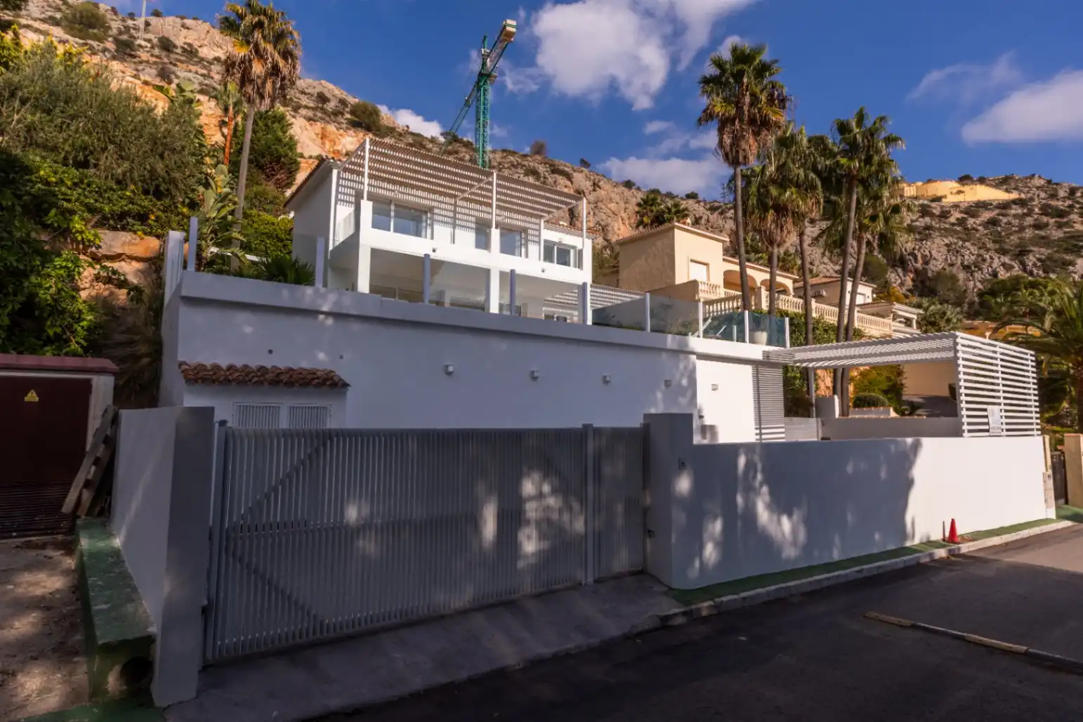Detached house with pool for sale in Altea ciudad, imagen 2