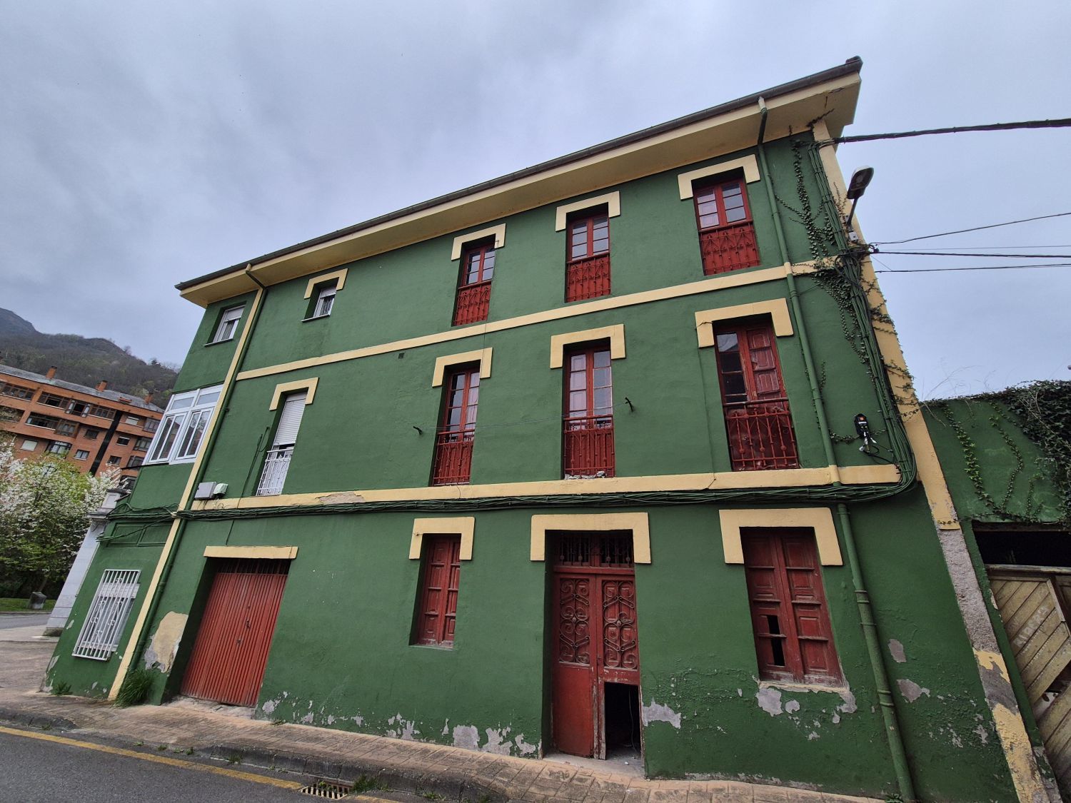 Exterior view of Flat for sale in Mieres (Asturias)