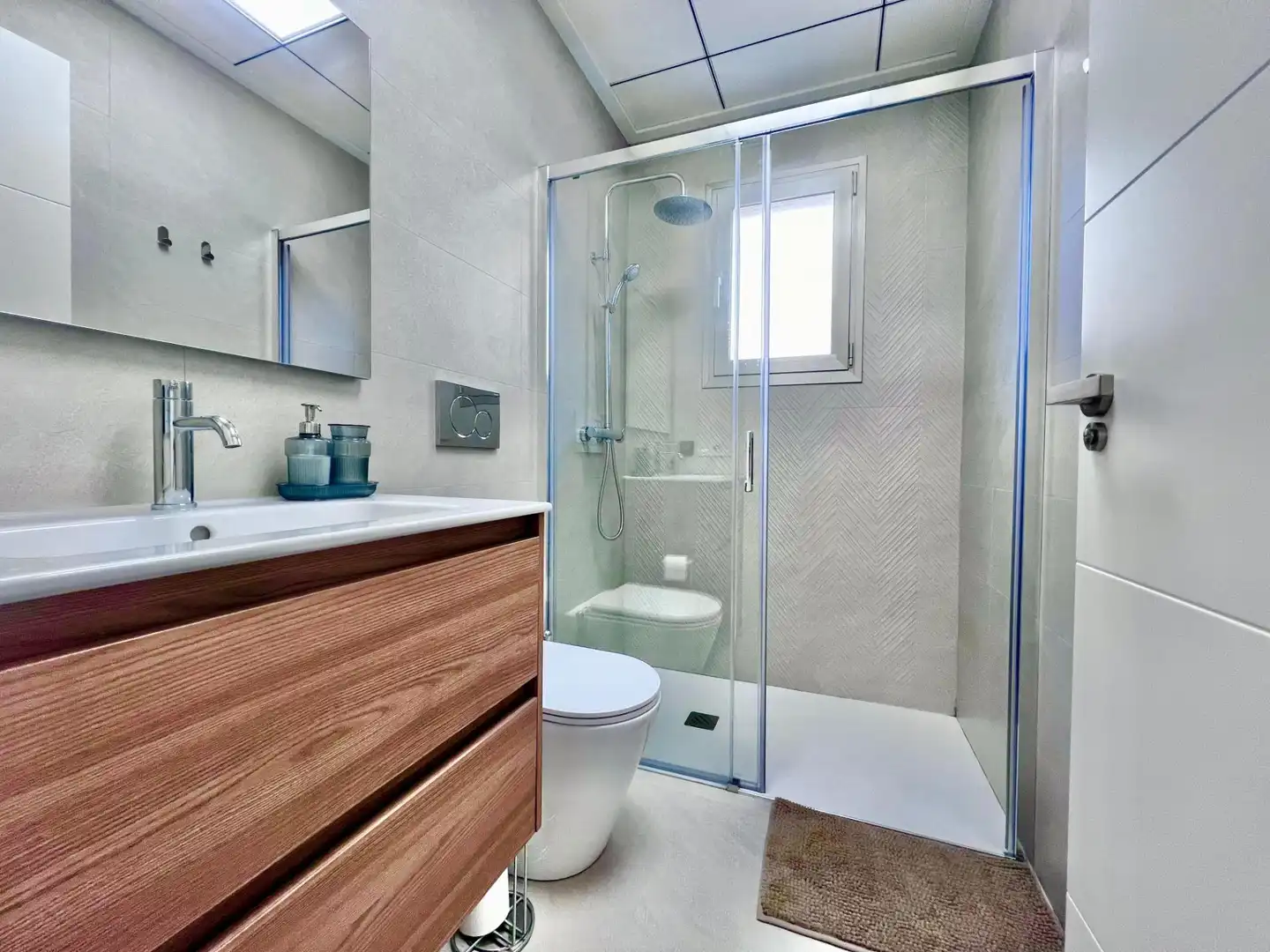 Apartamento con terraza en venta en Calle Calle Hermanos Bazán, imagen 12
