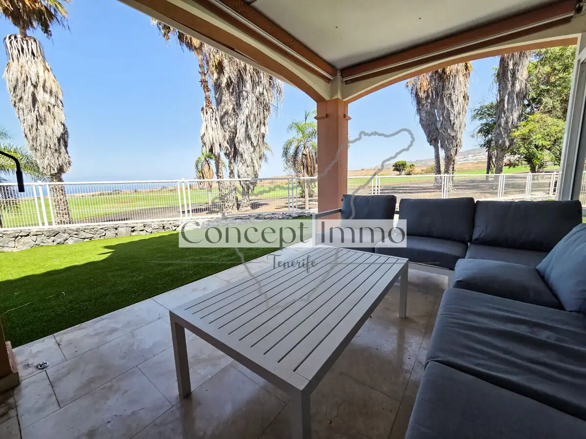 Detached homes for sale in Calle Tajore, Playa de Fañabé