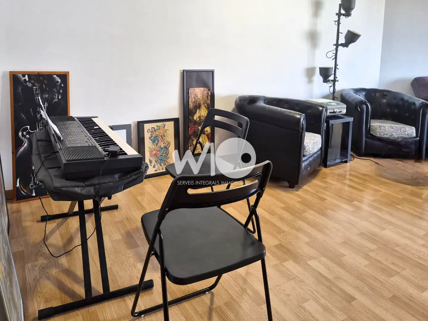 Sala d'estar de Pis en venda en Girona amb Calefacció, Parquet i Balcó