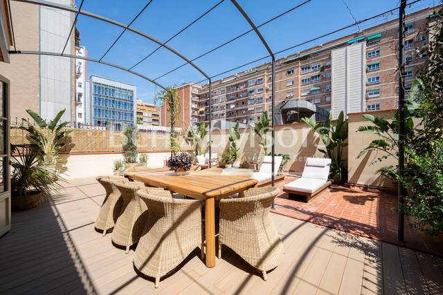 Piso en Venta en Passeig de Sant Joan en Dreta de l'Eixample
