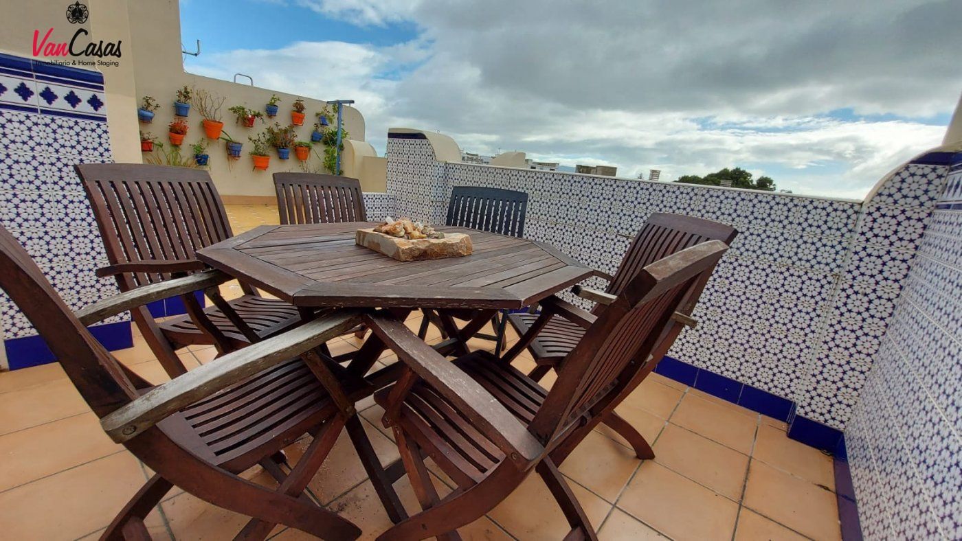Attic to rent in Bajadilla - Fuente Nueva