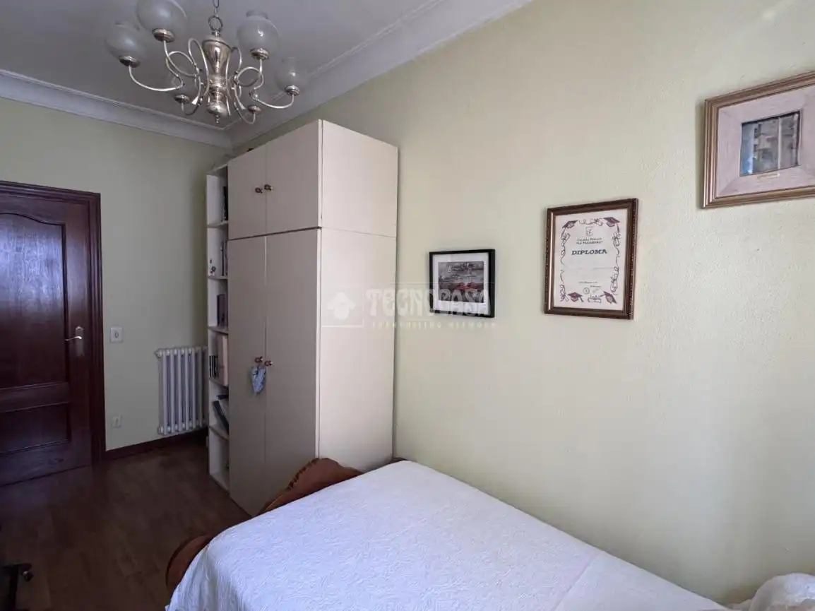 Bedroom of Detached homes for sale in León Capital   with Heating and Parquet flooring