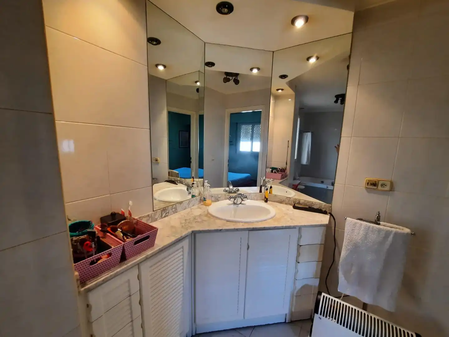 Bathroom of Attic for sale in Almansa  with Heating and Terrace