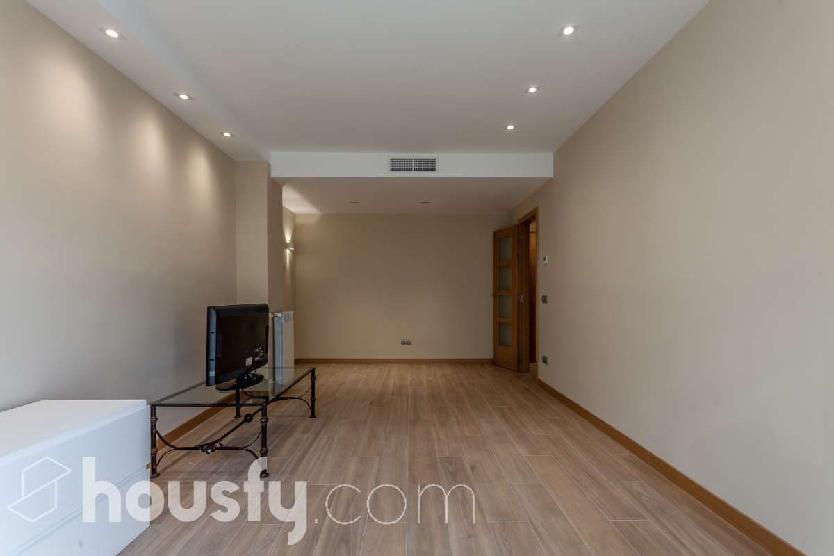 Sala d'estar de Pis de lloguer en  Madrid Capital amb Aire condicionat, Calefacció i Moblat