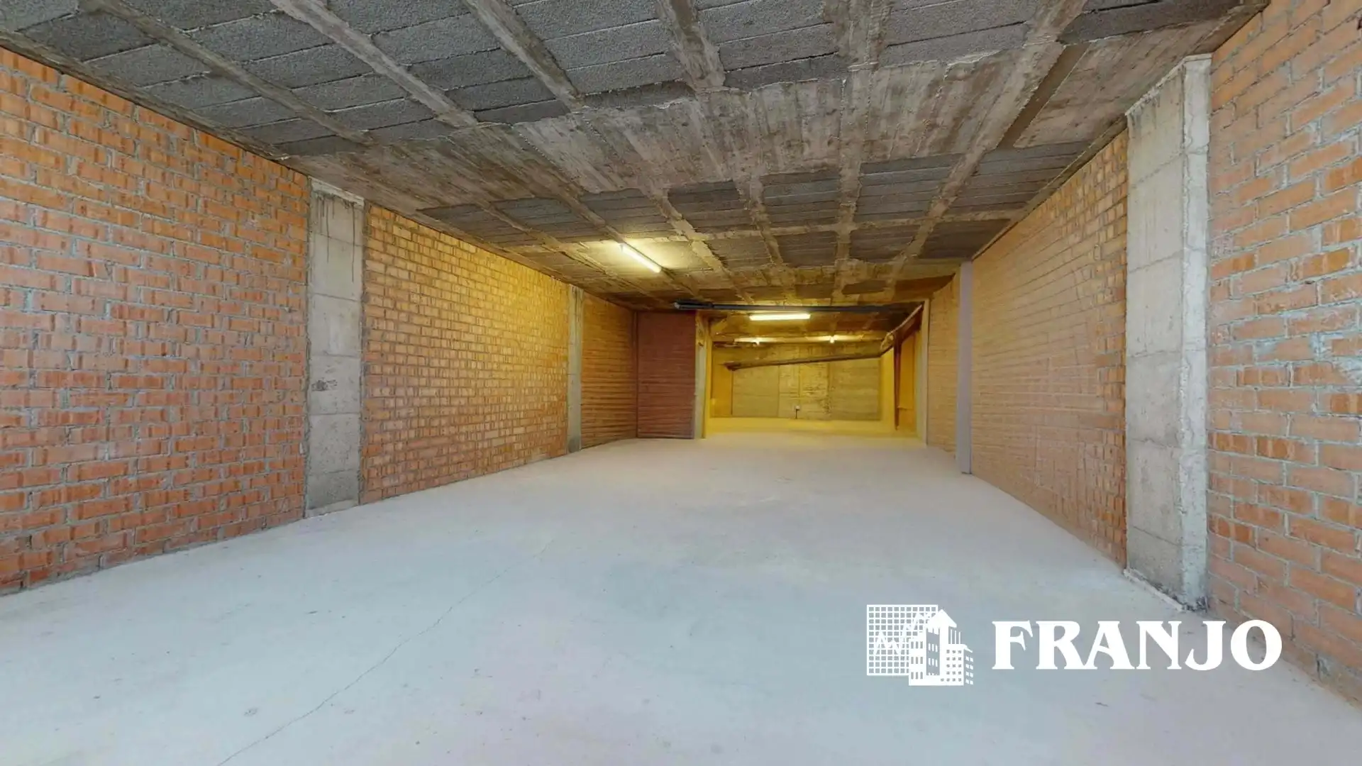 Adossat amb terrassa en venda a Centre - Eixample – Can Llobet, imagen 30